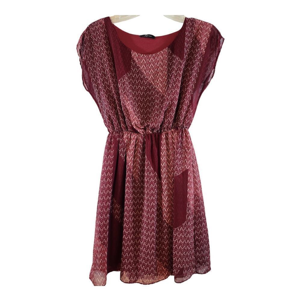Saprano women's small pull on dress elastic waist maroon and white